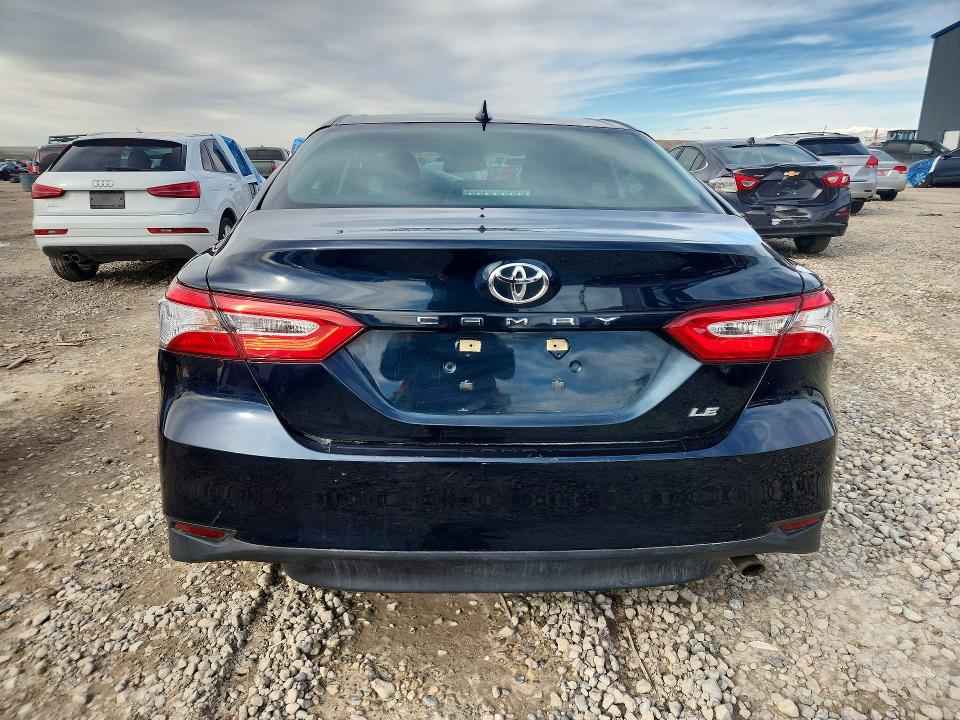 79272325 :رقم المزاد ، 4T1B11HK4KU830859 vin ، 2019 Toyota Camry مزاد بيع