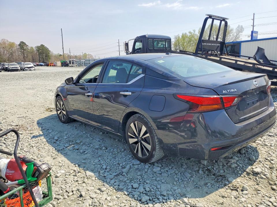 47766776 :رقم المزاد ، 1N4BL4DV1NN308016 vin ، 2022 Nissan Altima مزاد بيع