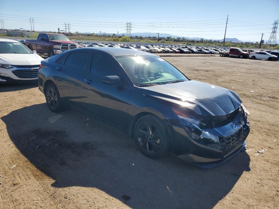 47068766 :رقم المزاد ، 5NPLM4AG2NH056777 vin ، 2022 Hyundai Elantra مزاد بيع