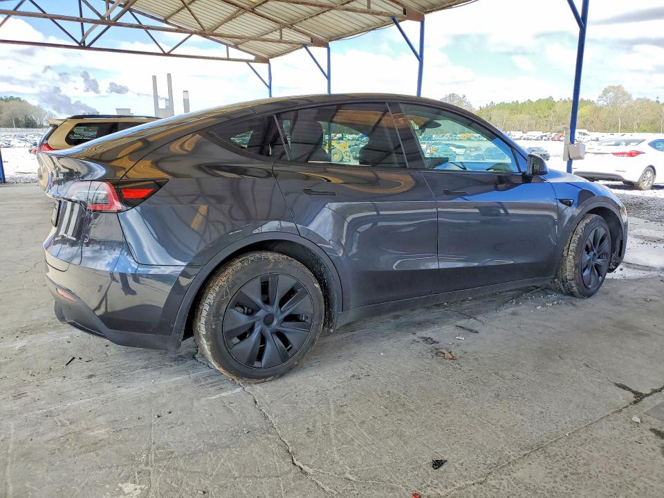 Продажа на аукционе авто 2024 Tesla Model Y, vin: 7SAYGDEE9RA324282, номер лота: 45869906