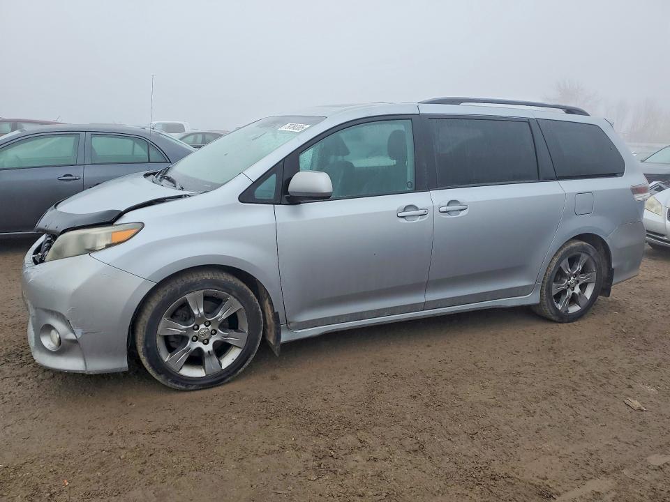 79784385 :رقم المزاد ، 5TDXK3DC2BS109509 vin ، 2011 Toyota Sienna مزاد بيع