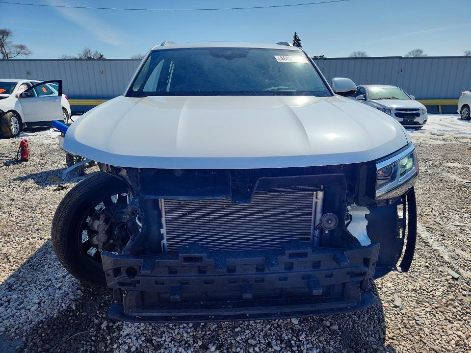46033196 :رقم المزاد ، 1V2SE2CA7MC233578 vin ، 2021 Volkswagen Atlas Cross Sport مزاد بيع