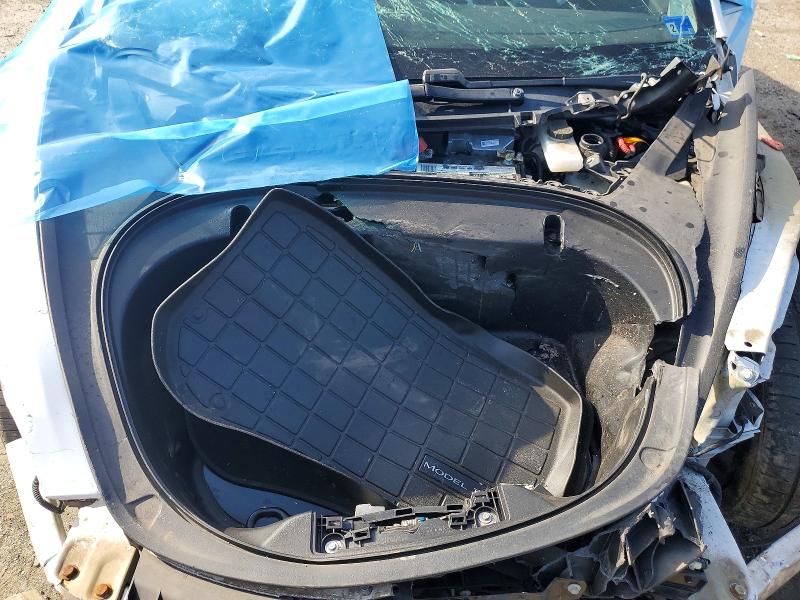 Продажа на аукционе авто 2018 Tesla Model 3, vin: 5YJ3E1EB8JF185884, номер лота: 46848876