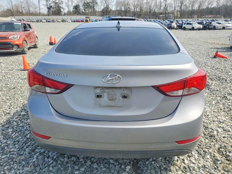 79978325 :رقم المزاد ، 5NPDH4AE8FH643395 vin ، 2015 Hyundai Elantra مزاد بيع