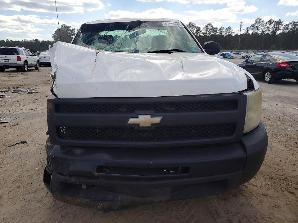 41584686 :رقم المزاد ، 1GCPCPEXXAZ264229 vin ، 2010 Chevrolet Silverado مزاد بيع