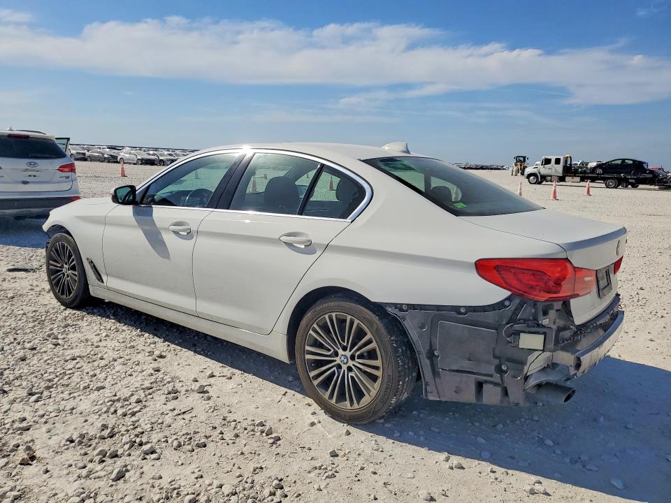 2020 Bmw 530 მანქანა იყიდება აუქციონზე, vin: WBAJR3C04LWW75517, აუქციონის ნომერი: 45667346
