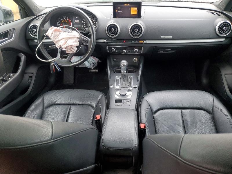 Продаж на аукціоні авто 2019 Audi A3, vin: WAUAUGFF7K1010970, номер лоту: 47264186