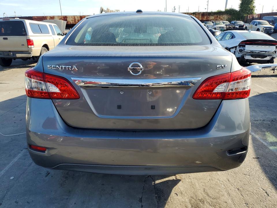 2015 Nissan Sentra მანქანა იყიდება აუქციონზე, vin: 3N1AB7AP1FL673462, აუქციონის ნომერი: 79762365