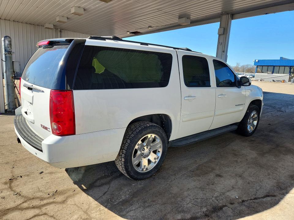 79253445 :رقم المزاد ، 1GKFC160X7J270862 vin ، 2007 Gmc Yukon Xl مزاد بيع
