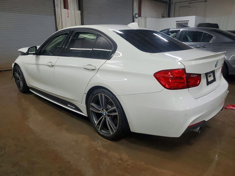 41690546 :رقم المزاد ، WBA3A9C50FF686677 vin ، 2015 Bmw 335 مزاد بيع