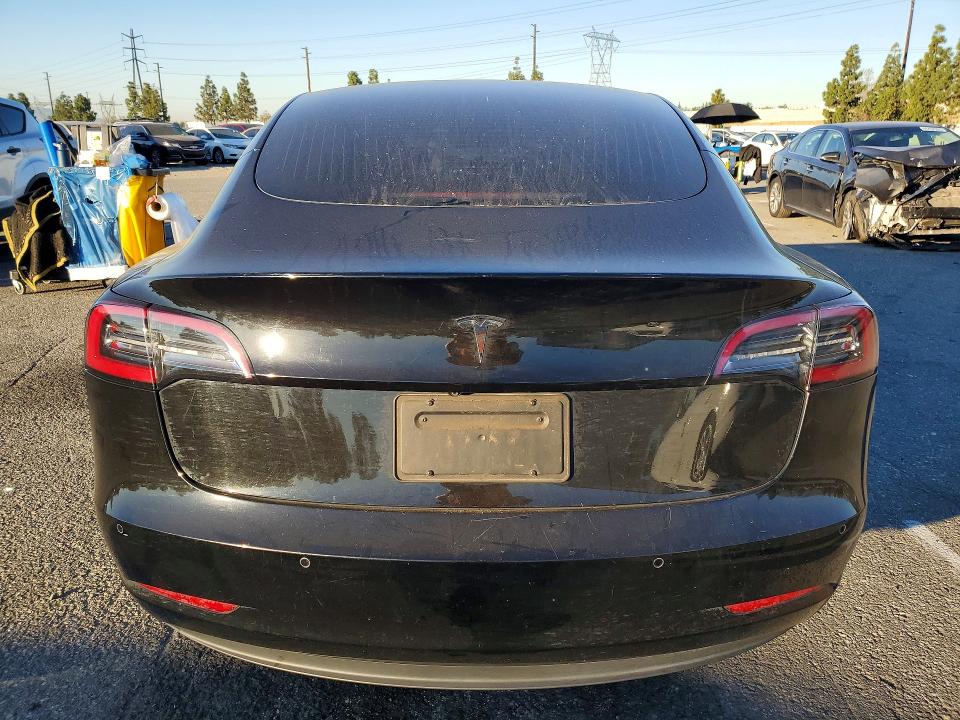 2020 Tesla Model 3 მანქანა იყიდება აუქციონზე, vin: 5YJ3E1EA9LF804731, აუქციონის ნომერი: 46585586