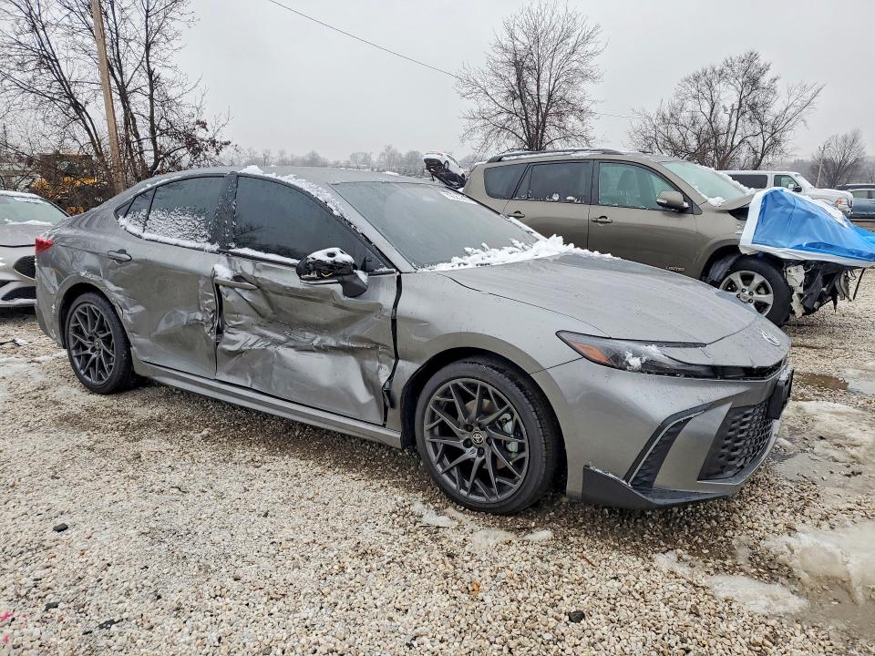 79600195 :رقم المزاد ، 4T1DBADK8SU525683 vin ، 2025 Toyota Camry مزاد بيع