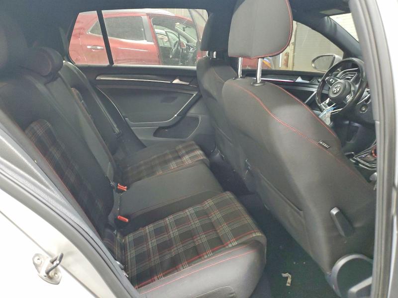 Продажа на аукционе авто 2015 Volkswagen Gti, vin: 3VW4T7AU7FM041764, номер лота: 46930366