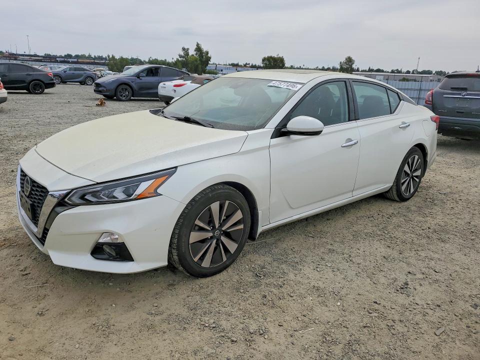 Продажа на аукционе авто 2020 Nissan Altima, vin: 1N4BL4DV6LC271974, номер лота: 47577496