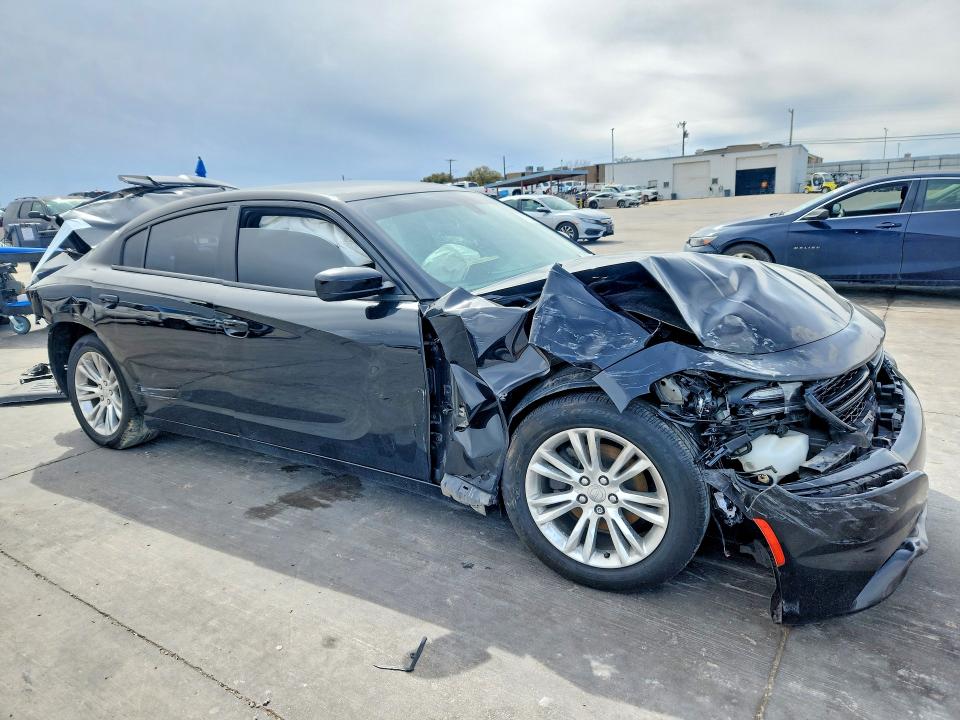 46228036 :رقم المزاد ، 2C3CDXBG9JH329141 vin ، 2018 Dodge Charger مزاد بيع