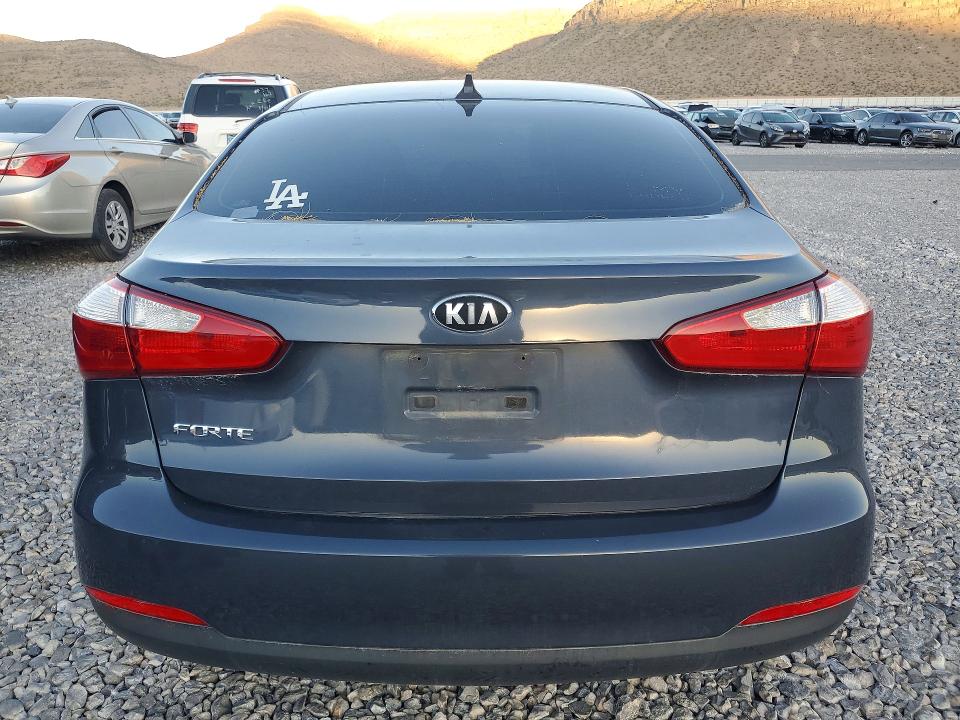 2014 Kia Forte მანქანა იყიდება აუქციონზე, vin: KNAFX4A68E5063399, აუქციონის ნომერი: 45888956