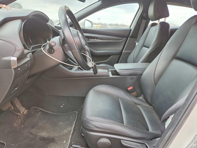 47843936 :رقم المزاد ، JM1BPBLM1L1162054 vin ، 2020 Mazda 3 مزاد بيع