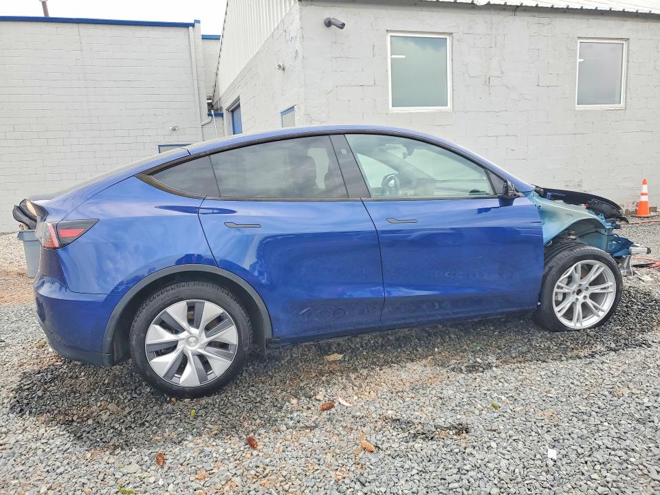 Продажа на аукционе авто 2024 Tesla Model Y, vin: 7SAYGDEE0RA271472, номер лота: 46536436