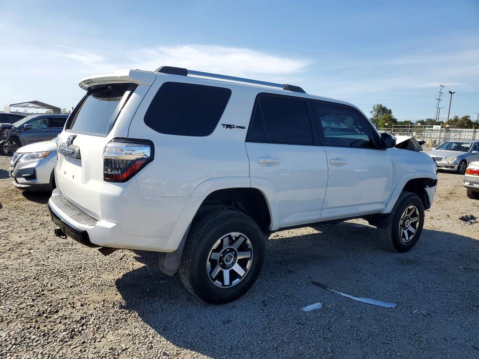 Продаж на аукціоні авто 2016 Toyota 4runner, vin: JTEBU5JR8G5331778, номер лоту: 45966226