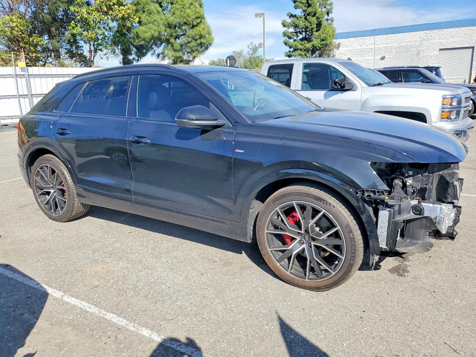 2022 Audi Q8 მანქანა იყიდება აუქციონზე, vin: WA1FVBF17ND026970, აუქციონის ნომერი: 79793935