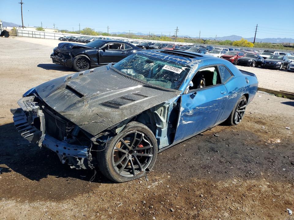 47203996 :رقم المزاد ، 2C3CDZFJ6LH203579 vin ، 2020 Dodge Challenger مزاد بيع