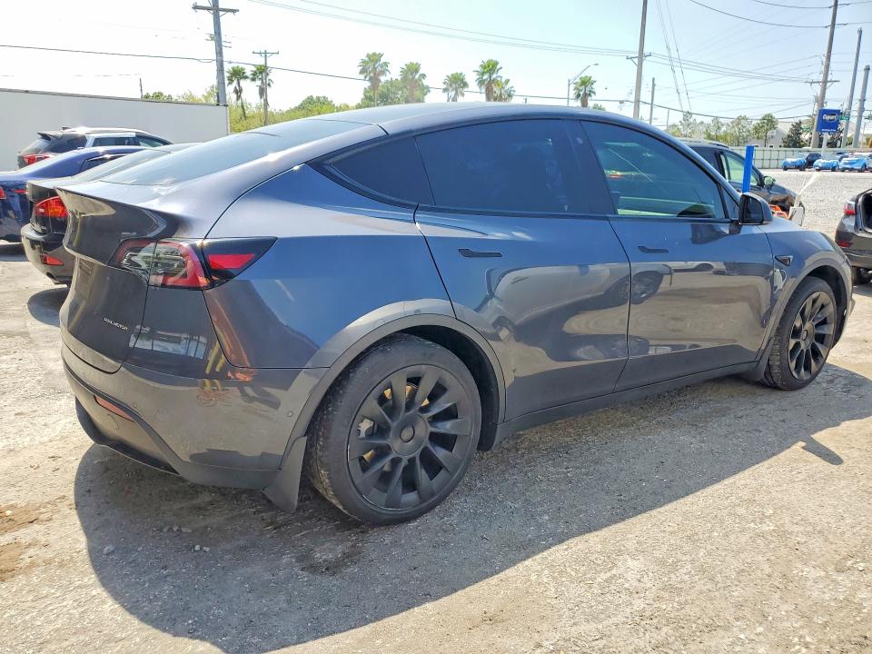 47269486 :رقم المزاد ، 5YJYGDEE7LF022724 vin ، 2020 Tesla Model Y مزاد بيع