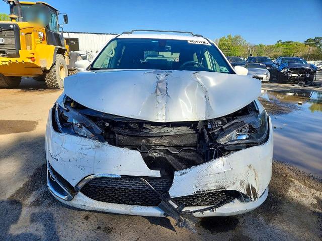 Продажа на аукционе авто 2018 Chrysler Pacifica, vin: 2C4RC1BG9JR120210, номер лота: 46497136