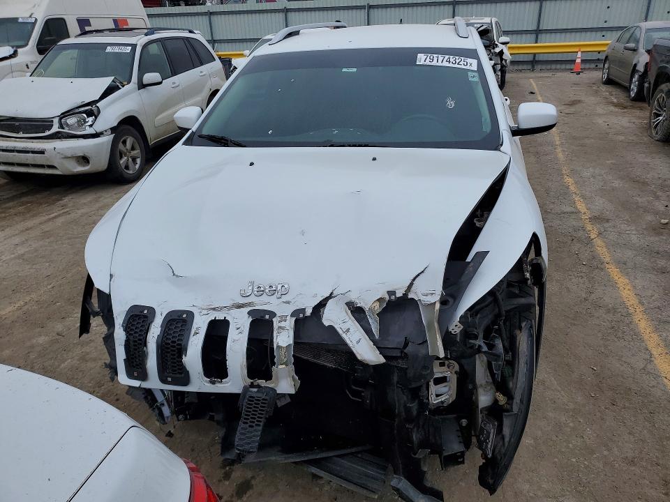Продажа на аукционе авто 2015 Jeep Cherokee, vin: 1C4PJLCB2FW547643, номер лота: 79174325