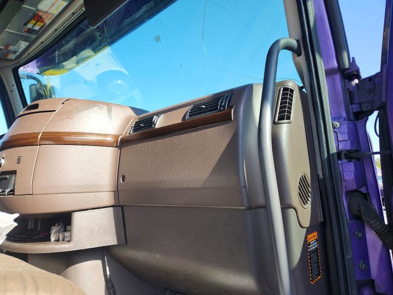 Продажа на аукционе авто 2015 Volvo Vnl, vin: 4V4N99EH8FN178379, номер лота: 45503886