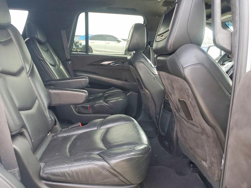 Продаж на аукціоні авто 2018 Cadillac Escalade, vin: 1GYS4DKJ3JR104970, номер лоту: 79239145