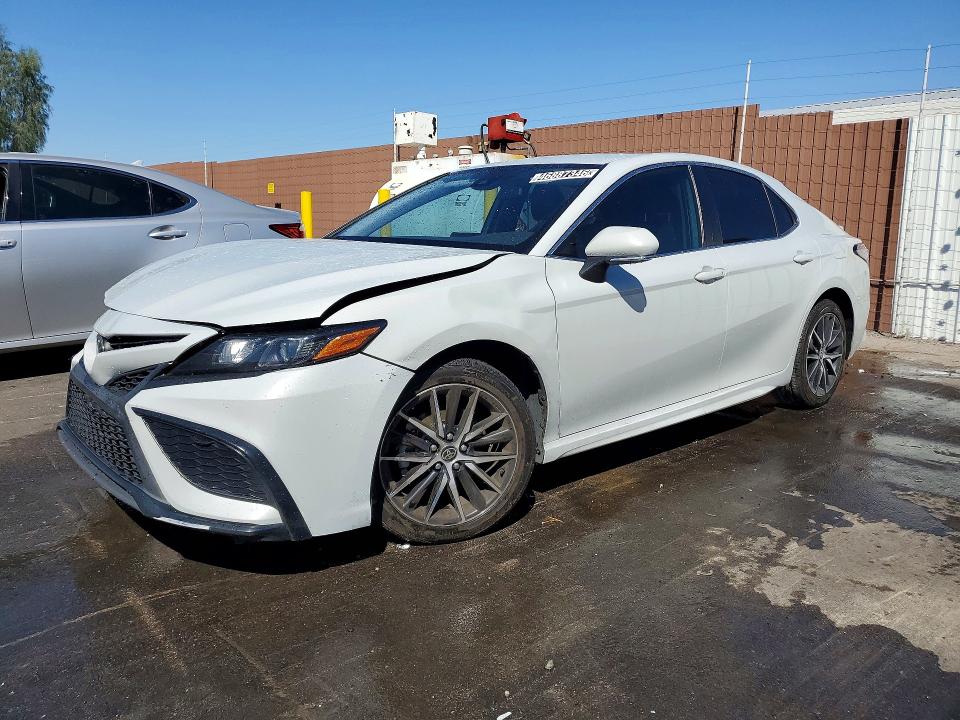 46887346 :رقم المزاد ، 4T1G11AK1PU129400 vin ، 2023 Toyota Camry مزاد بيع