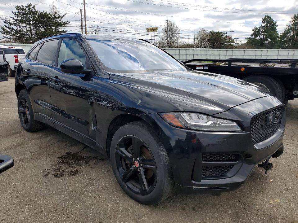 Продажа на аукционе авто 2018 Jaguar F-pace, vin: SADCL2FX4JA254024, номер лота: 47025376