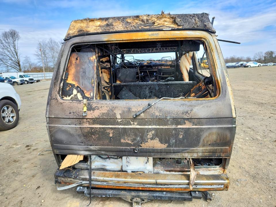 1986 Volkswagen Vanagon მანქანა იყიდება აუქციონზე, vin: WV2XB025XGH117132, აუქციონის ნომერი: 47432036