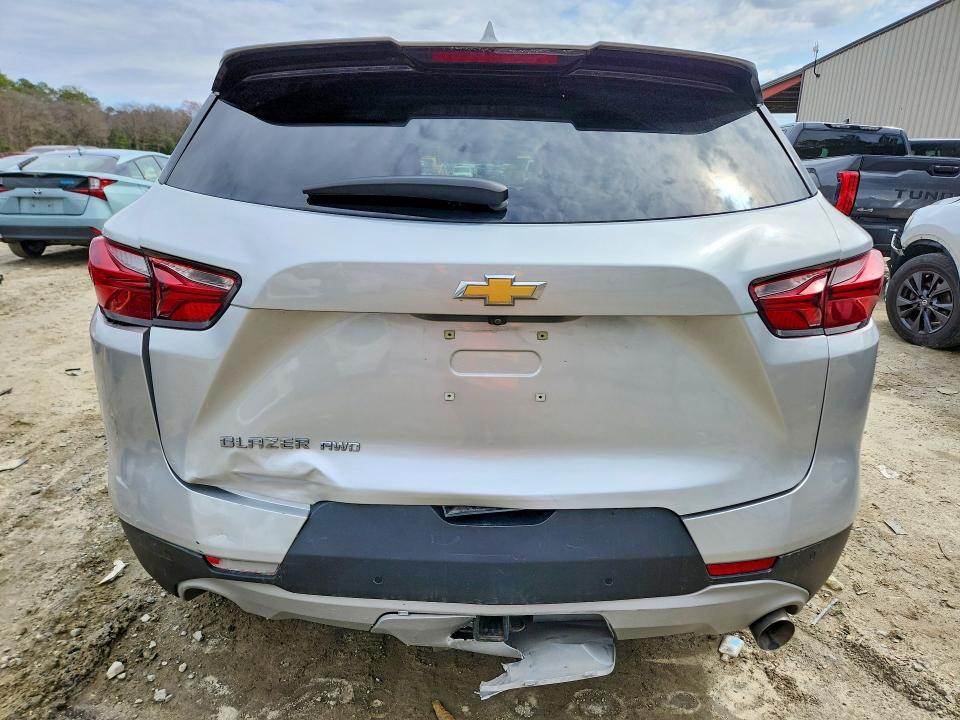 Продаж на аукціоні авто 2022 Chevrolet Blazer, vin: 3GNKBHR43NS173848, номер лоту: 45537376