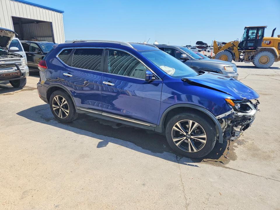 46128886 :رقم المزاد ، 5N1AT2MT5JC740344 vin ، 2018 Nissan Rogue مزاد بيع