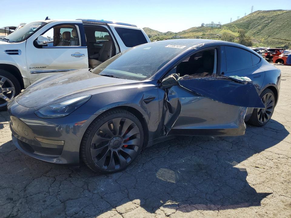 Продаж на аукціоні авто 2023 Tesla Model 3, vin: 5YJ3E1EC5PF704228, номер лоту: 41997436