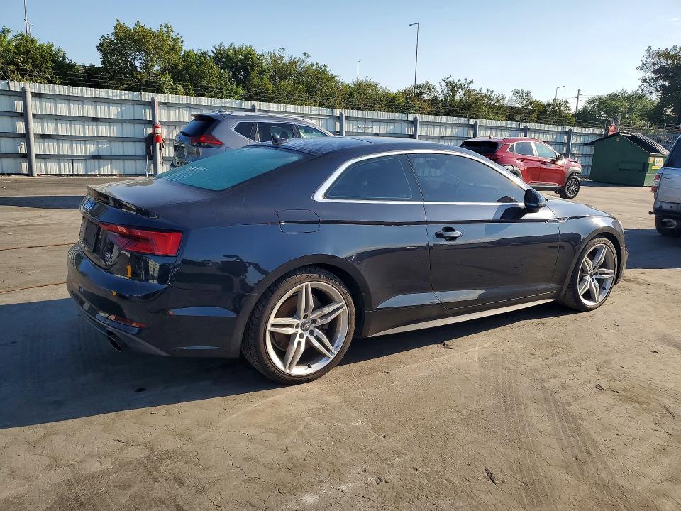 2018 Audi A5 მანქანა იყიდება აუქციონზე, vin: WAUTNAF51JA011086, აუქციონის ნომერი: 45670226
