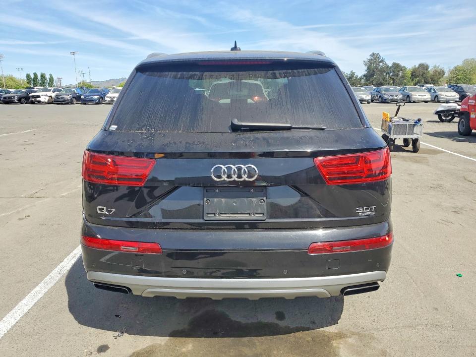 Продаж на аукціоні авто 2017 Audi Q7, vin: WA1AAAF74HD024893, номер лоту: 47376256