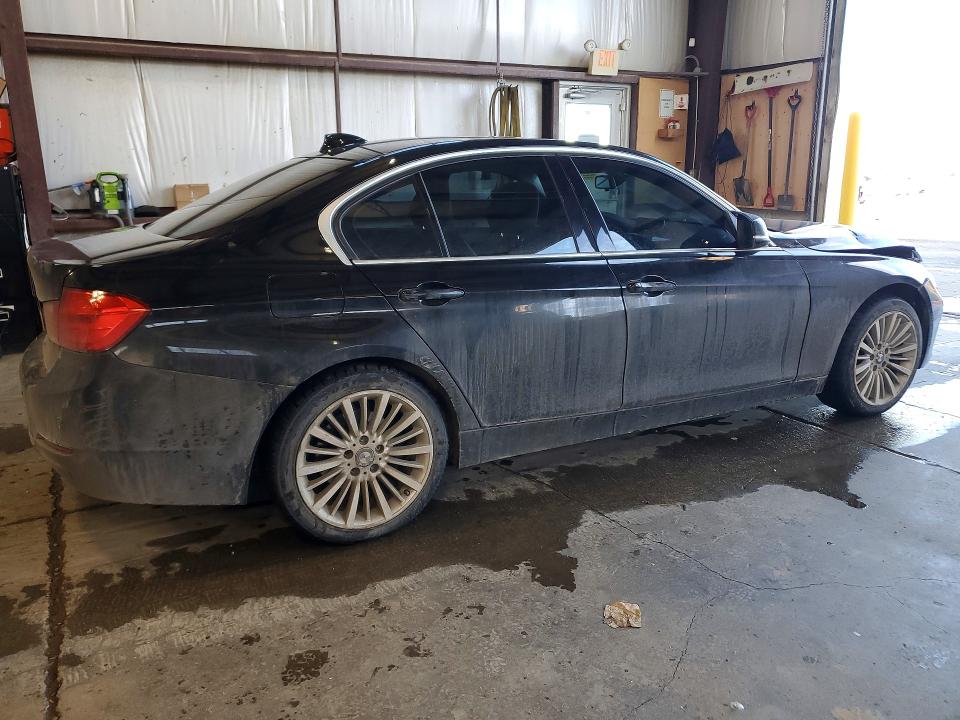 79573305 :رقم المزاد ، WBA3C3C56FP663230 vin ، 2015 Bmw 320 مزاد بيع