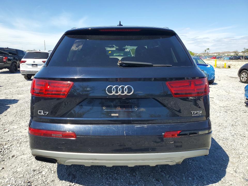 Продаж на аукціоні авто 2017 Audi Q7, vin: WA1LAAF72HD014016, номер лоту: 46623116