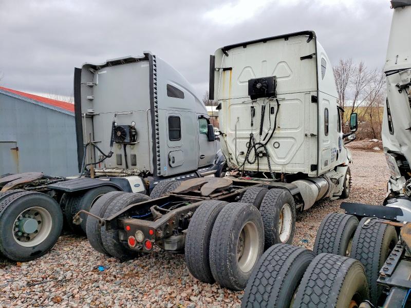 47053276 :رقم المزاد ، 3AKJHHDR0LSLZ2109 vin ، 2020 Freigliner Cascadia 126 مزاد بيع