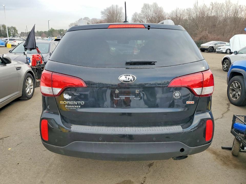 Продажа на аукционе авто 2015 Kia Sorento, vin: 5XYKTDA67FG616470, номер лота: 47056936