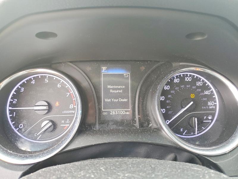 47461646 :رقم المزاد ، 4T1B11HK8KU791564 vin ، 2019 Toyota Camry مزاد بيع