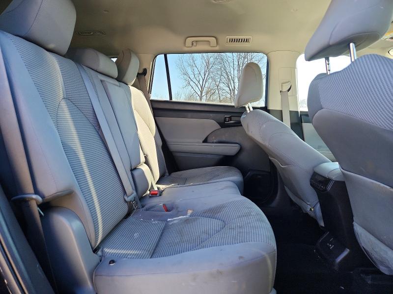 79211825 :رقم المزاد ، 5TDBZRBH0NS594826 vin ، 2022 Toyota Highlander مزاد بيع