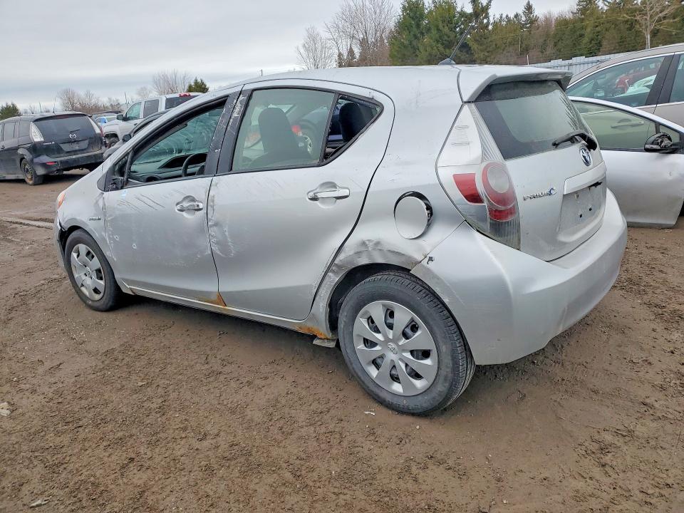 45737396 :رقم المزاد ، JTDKDTB37D1540208 vin ، 2013 Toyota Prius C مزاد بيع