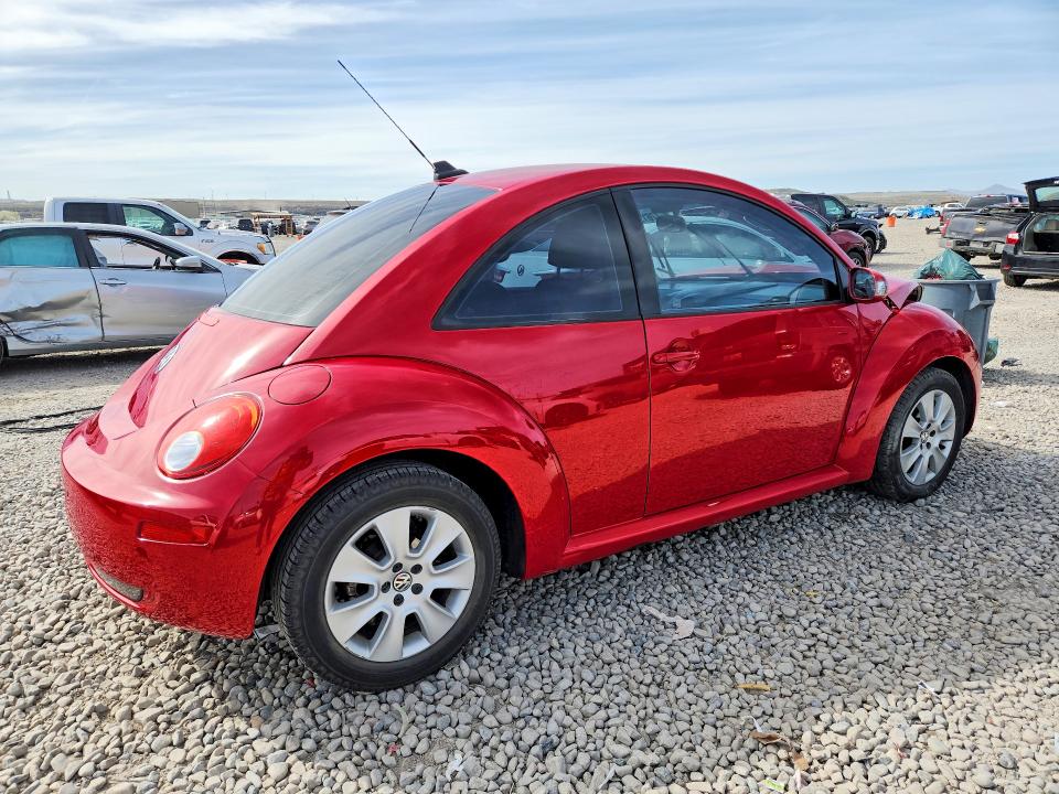 47619596 :رقم المزاد ، 3VWPW31C39M501995 vin ، 2009 Volkswagen New Beetle مزاد بيع