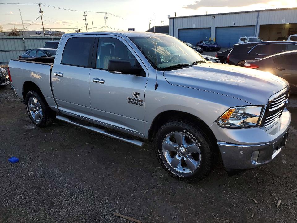 47778436 :رقم المزاد ، 1C6RR7LG9JS222323 vin ، 2018 Ram 1500 مزاد بيع
