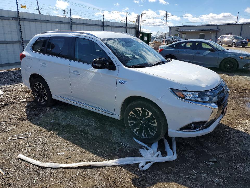 Продаж на аукціоні авто 2018 Mitsubishi Outlander, vin: JA4J24A53JZ070776, номер лоту: 46113336