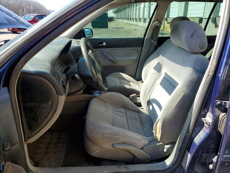 2001 Volkswagen Golf მანქანა იყიდება აუქციონზე, vin: 9BWGS21J714012349, აუქციონის ნომერი: 41869806