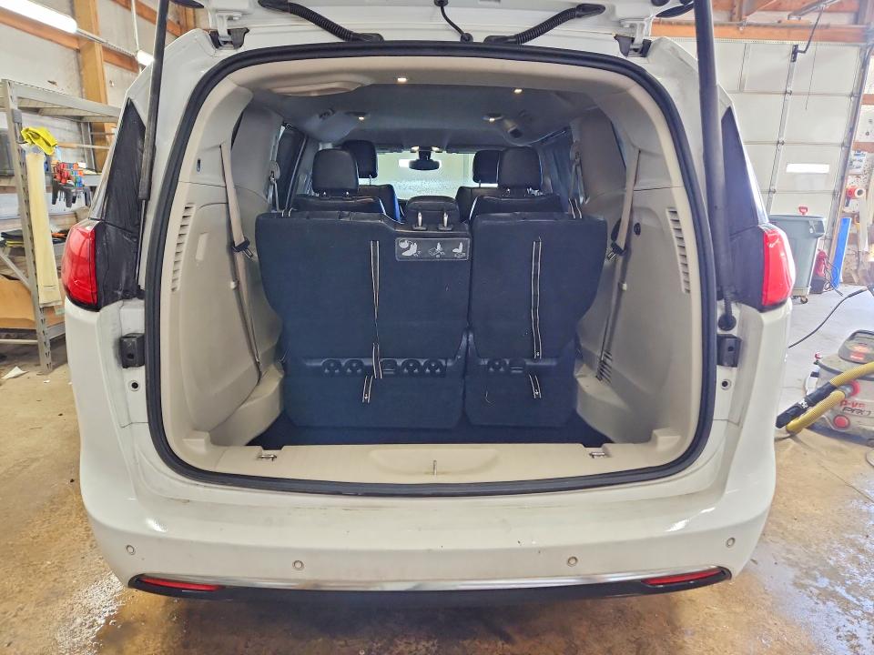 2017 Chrysler Pacifica მანქანა იყიდება აუქციონზე, vin: 2C4RC1BG4HR613917, აუქციონის ნომერი: 47226976